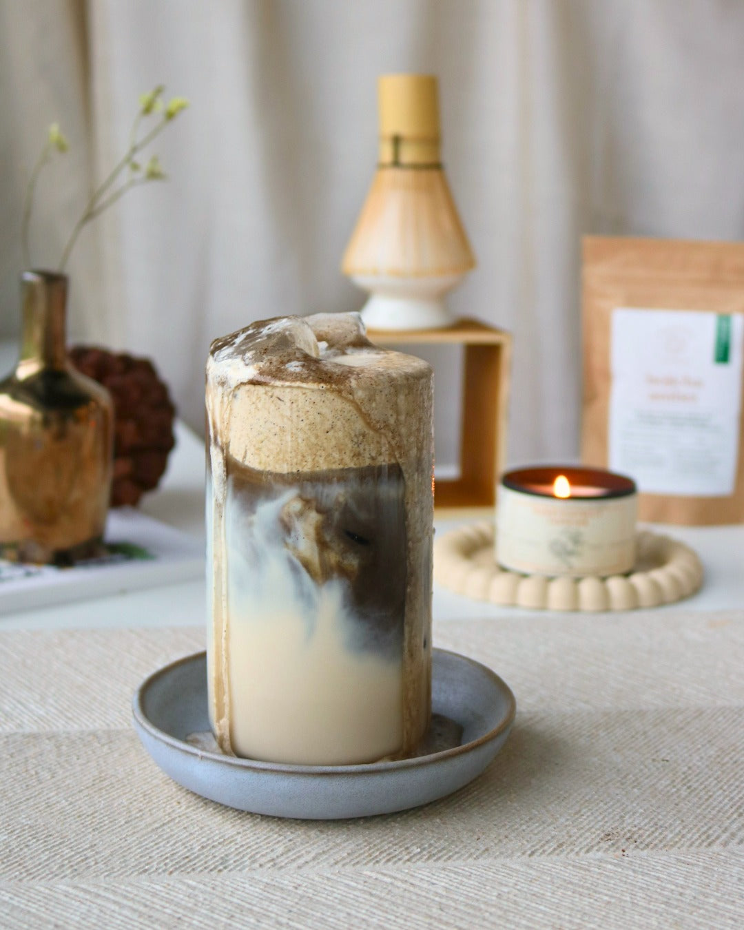 Hojicha Latte with Kinako Foam – Paragon Tea Room